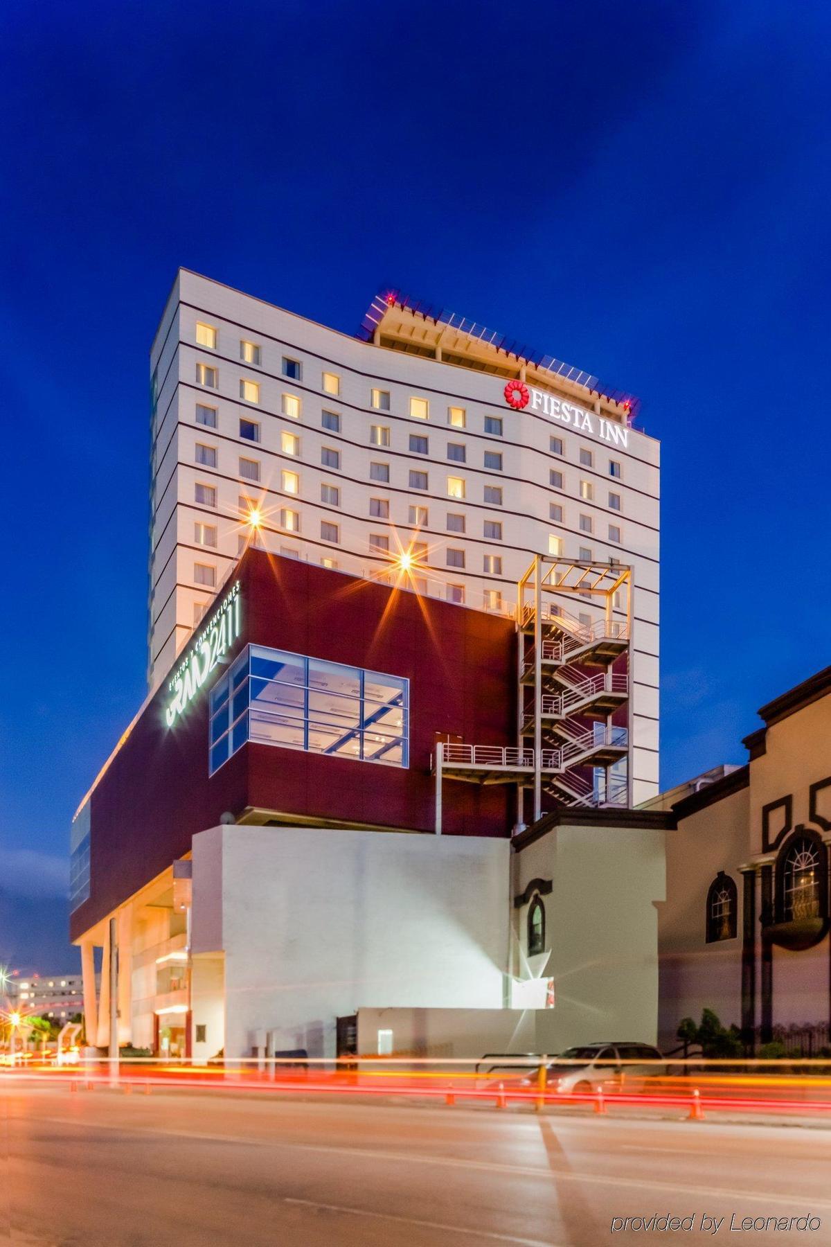 Fiesta Inn Monterrey Tecnologico Exterior photo